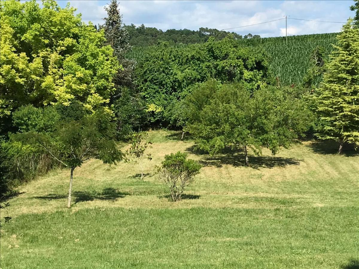 Bed and Breakfast Le Pre Du Val Saint-Astier  Esterno foto